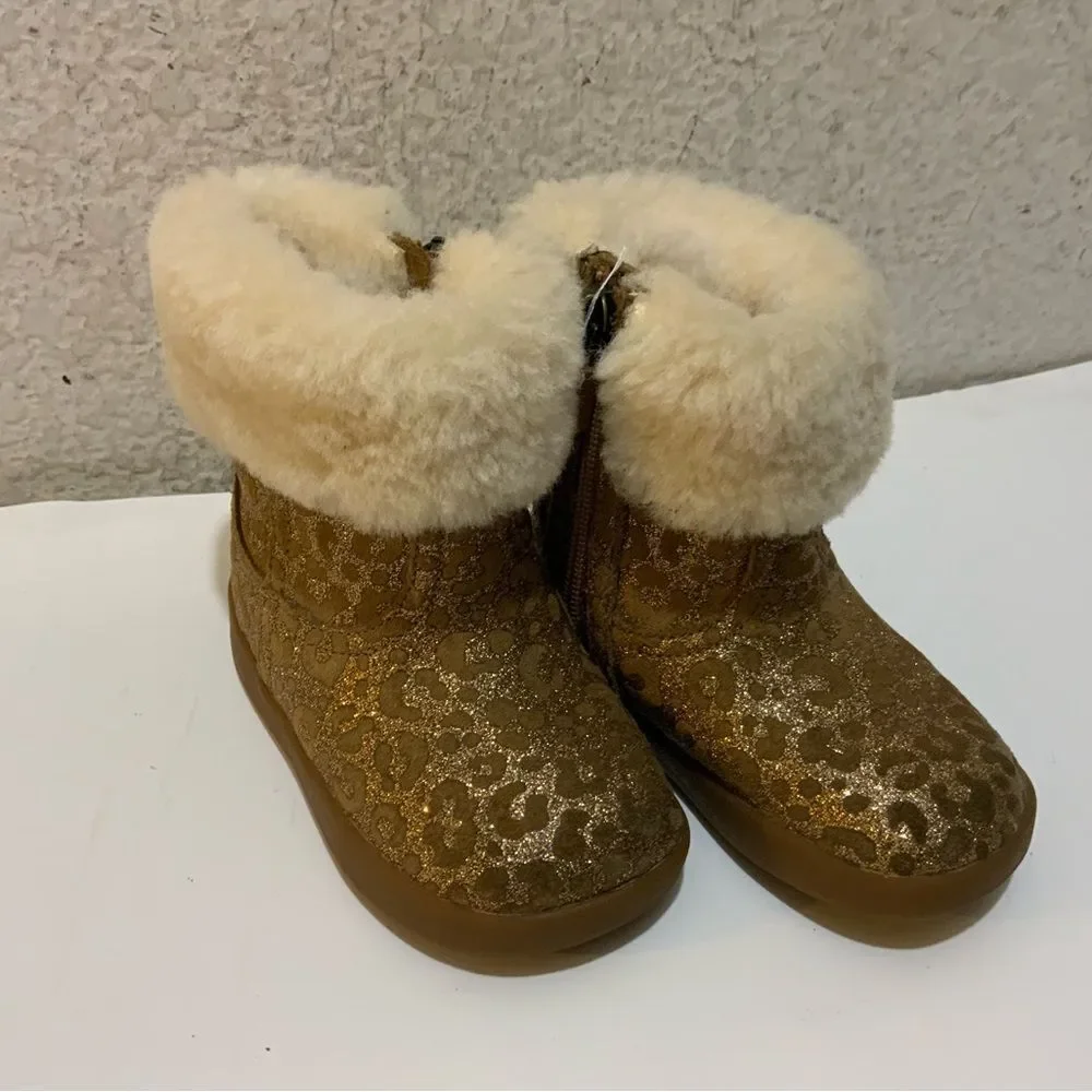 UGG Jorie II glitter leopard booties size 04/05